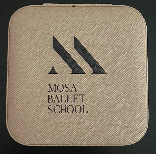 Mosa Sewing kit