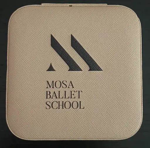 Mosa Sewing kit